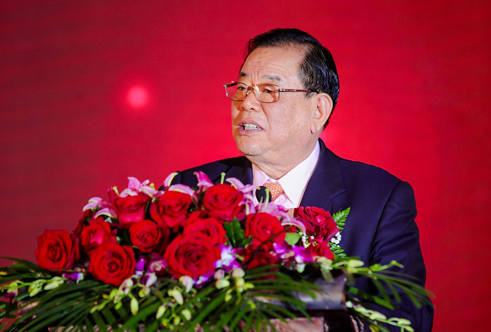 德業(yè)人將用心堅(jiān)守使命,<br>為實(shí)現(xiàn)夢(mèng)想不懼櫛風(fēng)沐雨、砥礪前行。